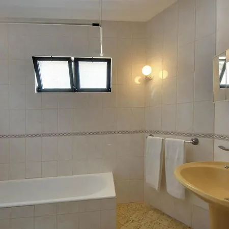 ヴィラ Villa Praia *