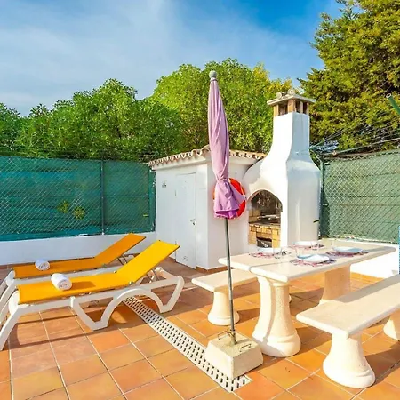 Villa Praia וילה אלבופיירה