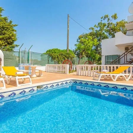 Villa Praia * Αλμπουφέιρα